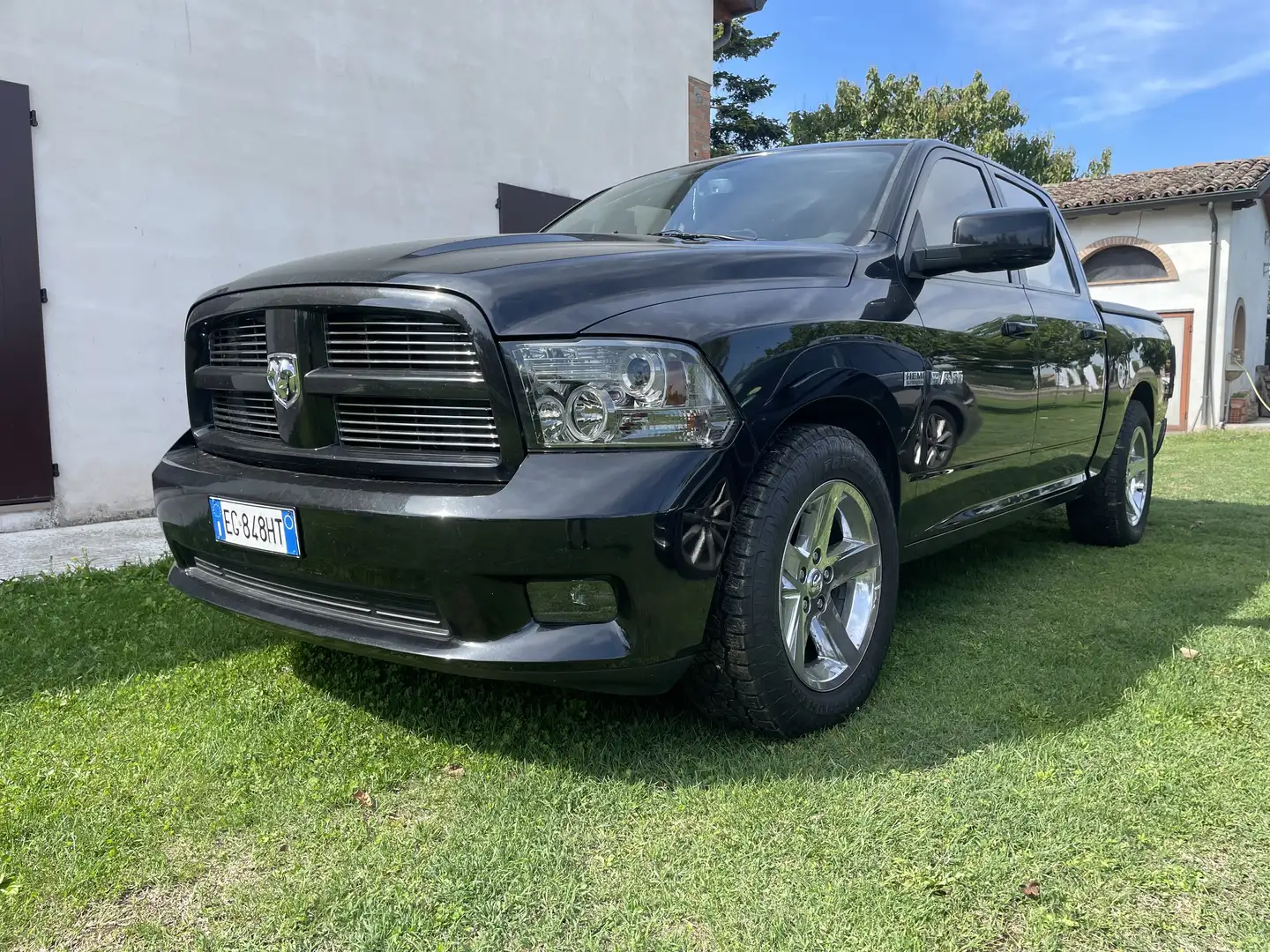 2011 RAM 1500, 230.000 km, Ιταλία — φωτο 1
