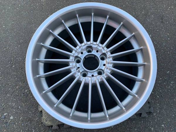 RARE Single Genuine 19X8.5 inch ALPINA classic rim ET20 72.56mm, εισαγωγή Καναδάς — φωτο 1