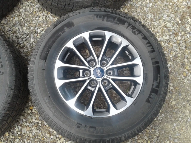 18 in wheels with tires for sale 275/65/18, εισαγωγή Καναδάς — φωτο 1
