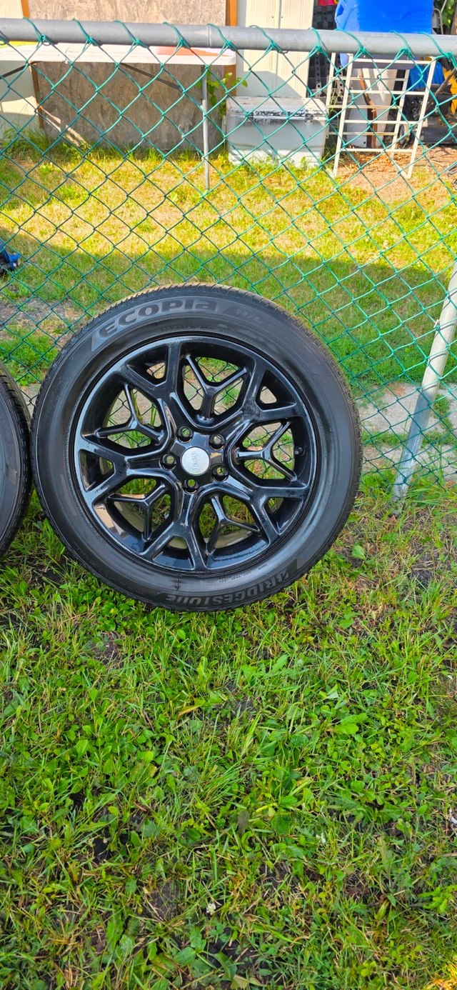 sada tires, εισαγωγή Καναδάς — φωτο 1