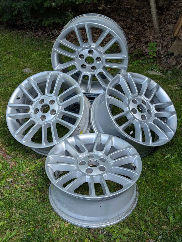 Ford Wheels, εισαγωγή Καναδάς — φωτο 1