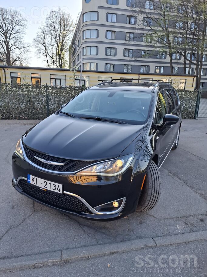 2019 Chrysler Pacifica, 132.000 km, Λετονία — φωτο 1
