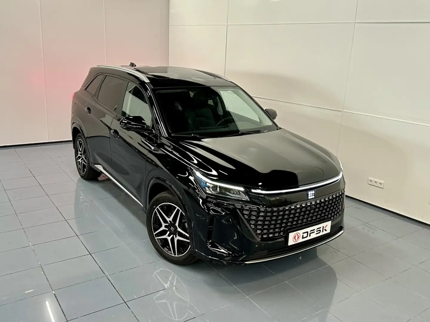 2026 DFSK E5, 1 km, Ισπανία — φωτο 4 z 12