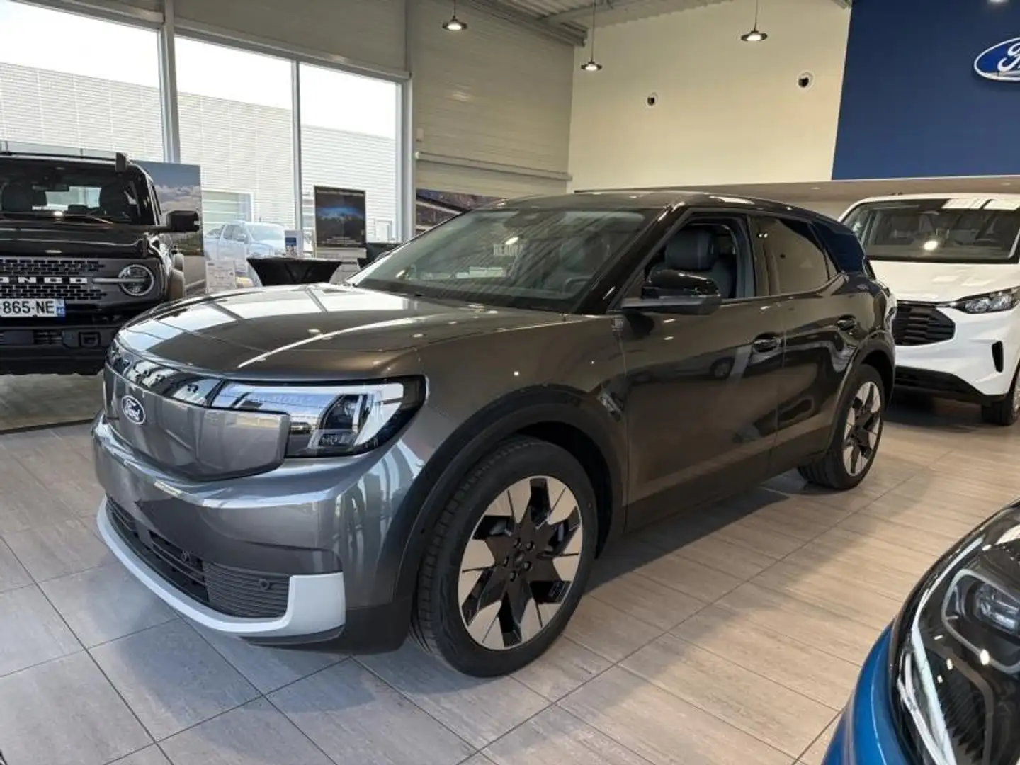 2026 Ford Explorer, 5.000 km, Γαλλία — φωτο 1