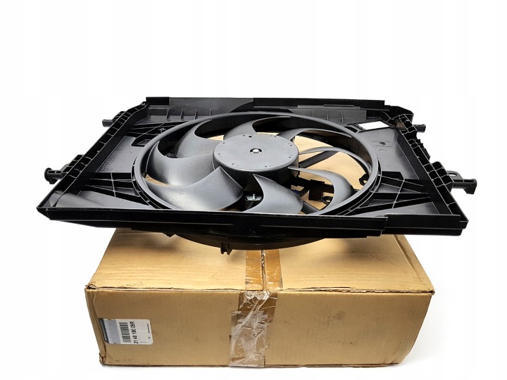 Renault OE 214818009R ventilátor chladiče, Σε απόθεμα στην ΕΕ — φωτο 1