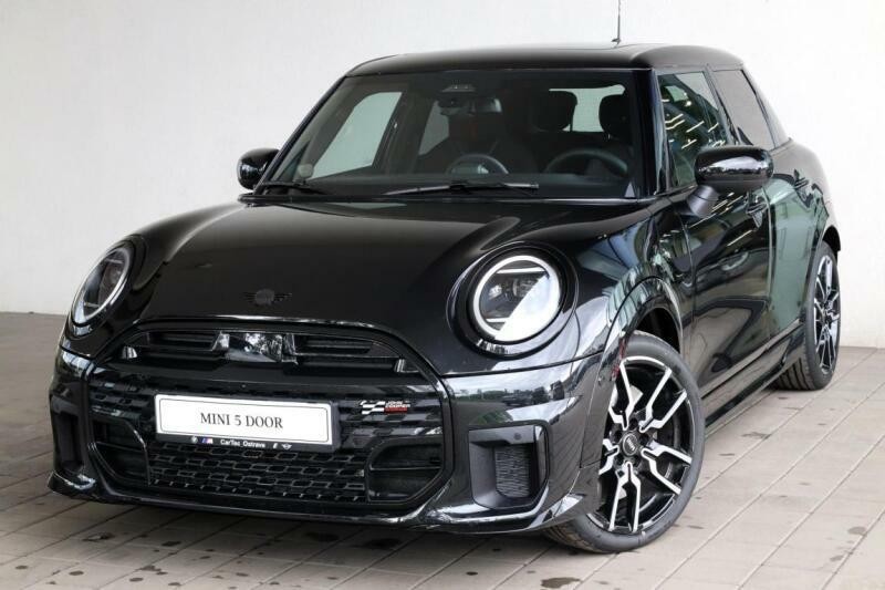 2026 MINI, 6.000 km, Τσεχία — φωτο 1