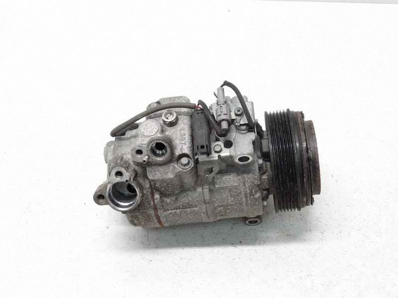 BMW 3 E90 E91 Air conditioning (A/C) kompresor (pump), Σε απόθεμα στην ΕΕ — φωτο 1