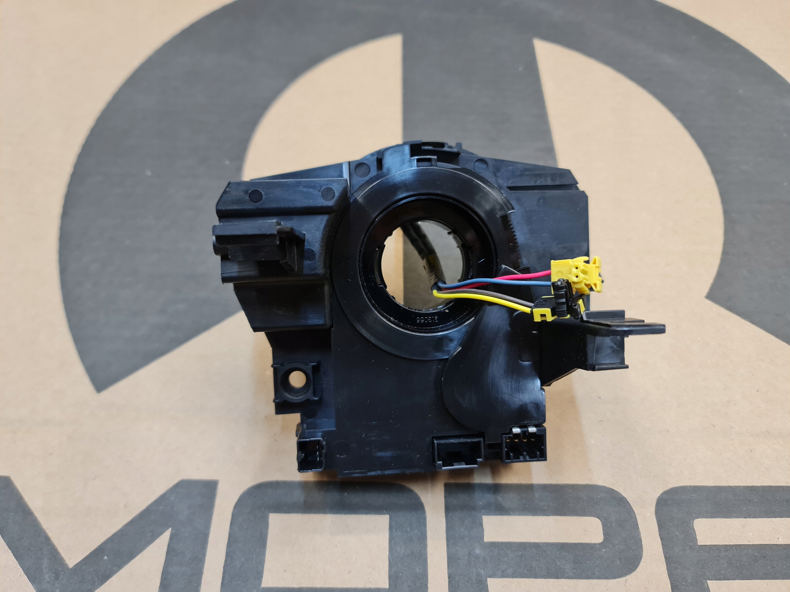 Tasma zwijak SRS airbag Jeep Wrangler JK 07-18 OE, Σε απόθεμα στην ΕΕ — φωτο 1