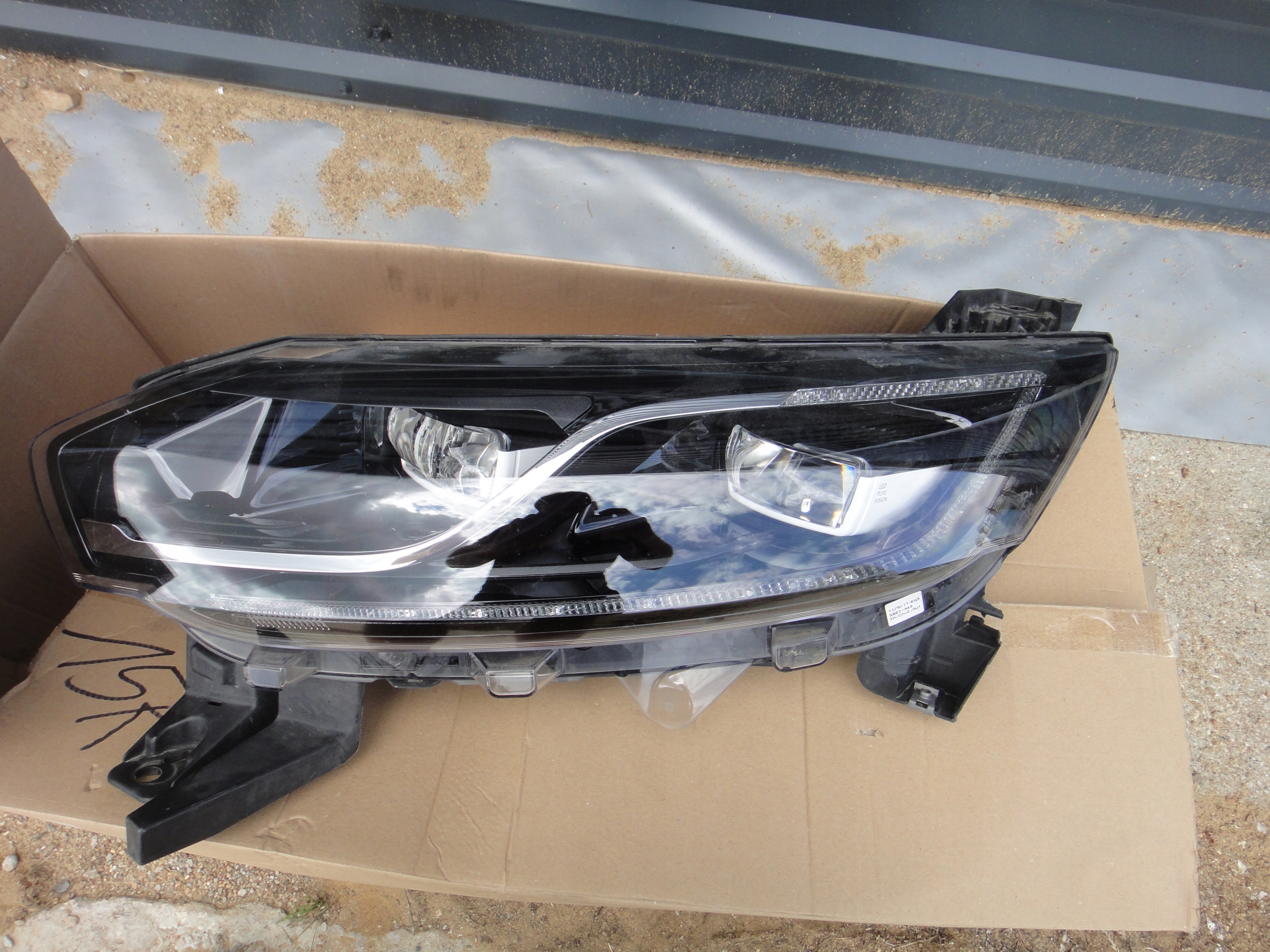 nová OE světlomet levá Renault Espace V LED Pure 260608819R, Σε απόθεμα στην ΕΕ — φωτο 1