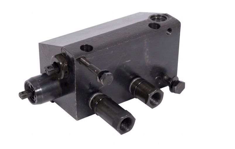 Hydraulický rozvaděč C-360 46481002 Hydrotor, Σε απόθεμα στην ΕΕ — φωτο 1