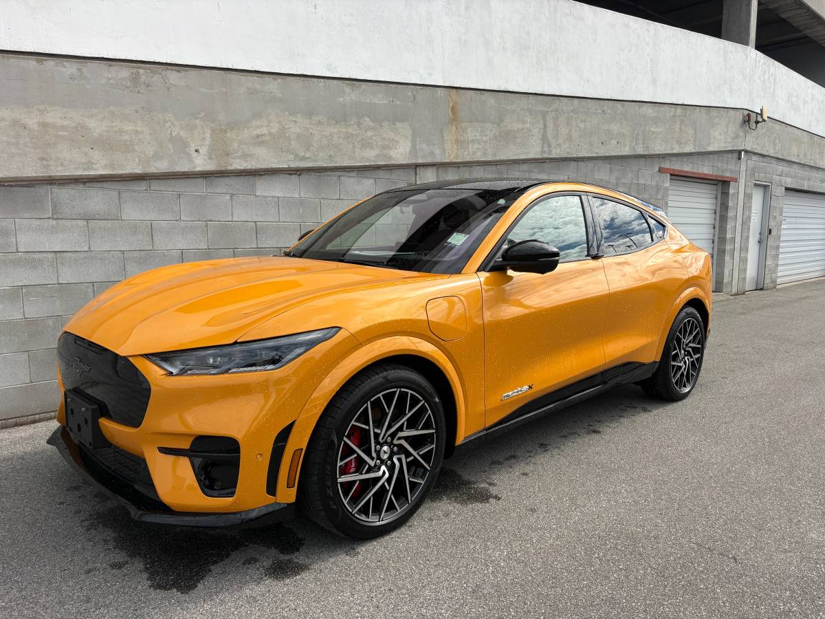 2022 Ford, εισαγωγή Καναδάς — φωτο 1