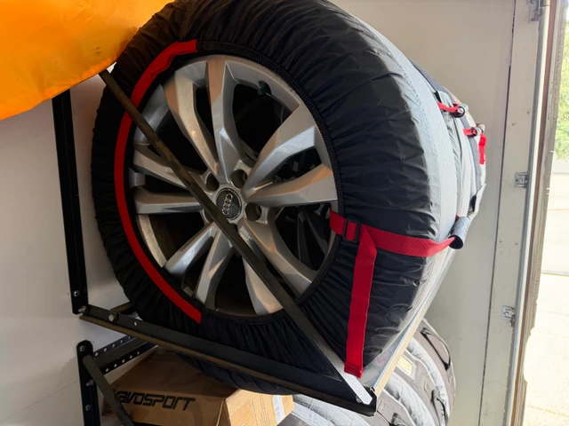 Kola — Audi Q7, εισαγωγή Καναδάς — φωτο 1