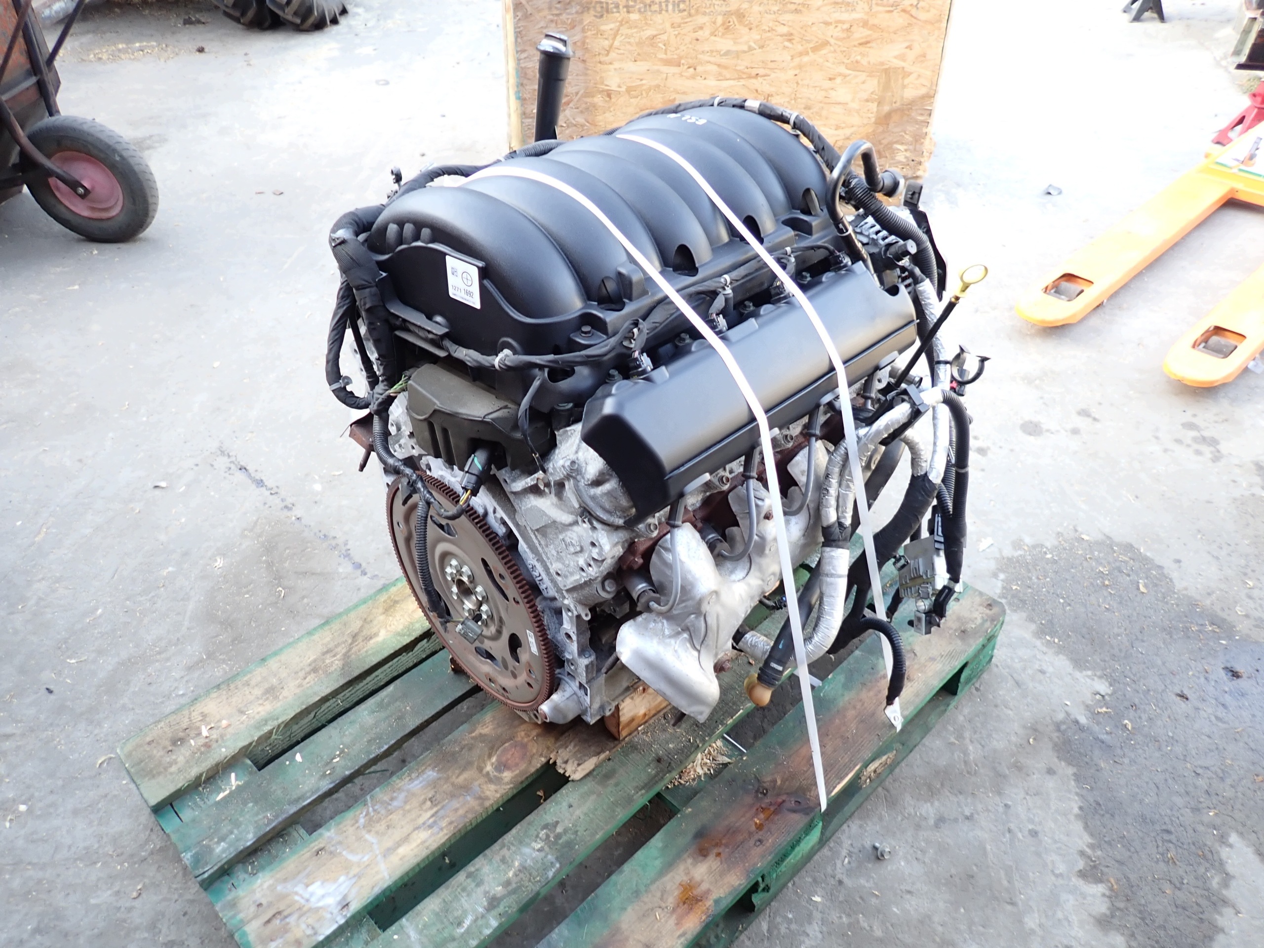 Motor — GMC 6.2, Σε απόθεμα στην ΕΕ — φωτο 1