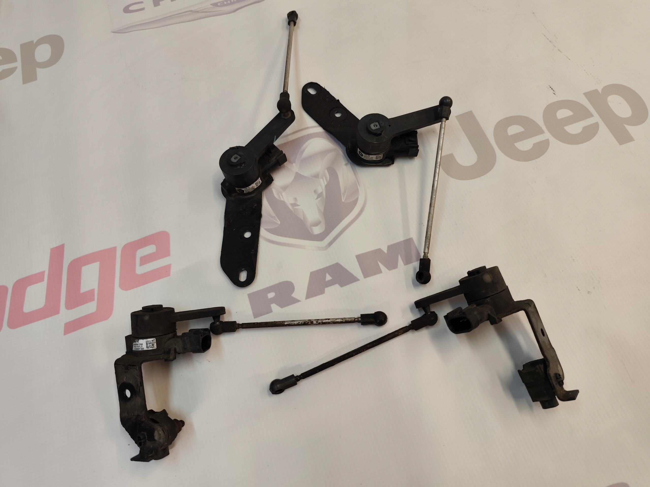 OEM komponent — Dodge, Σε απόθεμα στην ΕΕ — φωτο 1