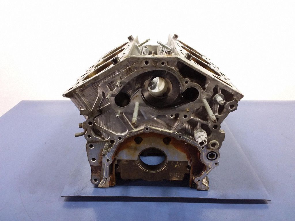 Cadillac SRX Engine block, Σε απόθεμα στην ΕΕ — φωτο 1