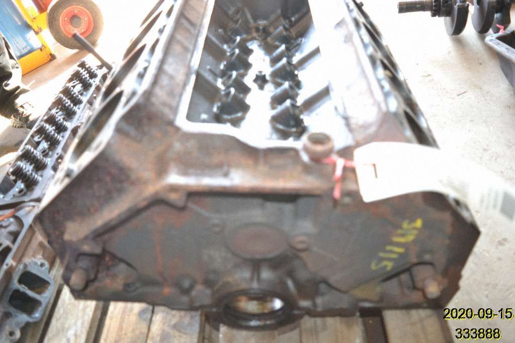 Cadillac DeVille Engine block, Σε απόθεμα στην ΕΕ — φωτο 1