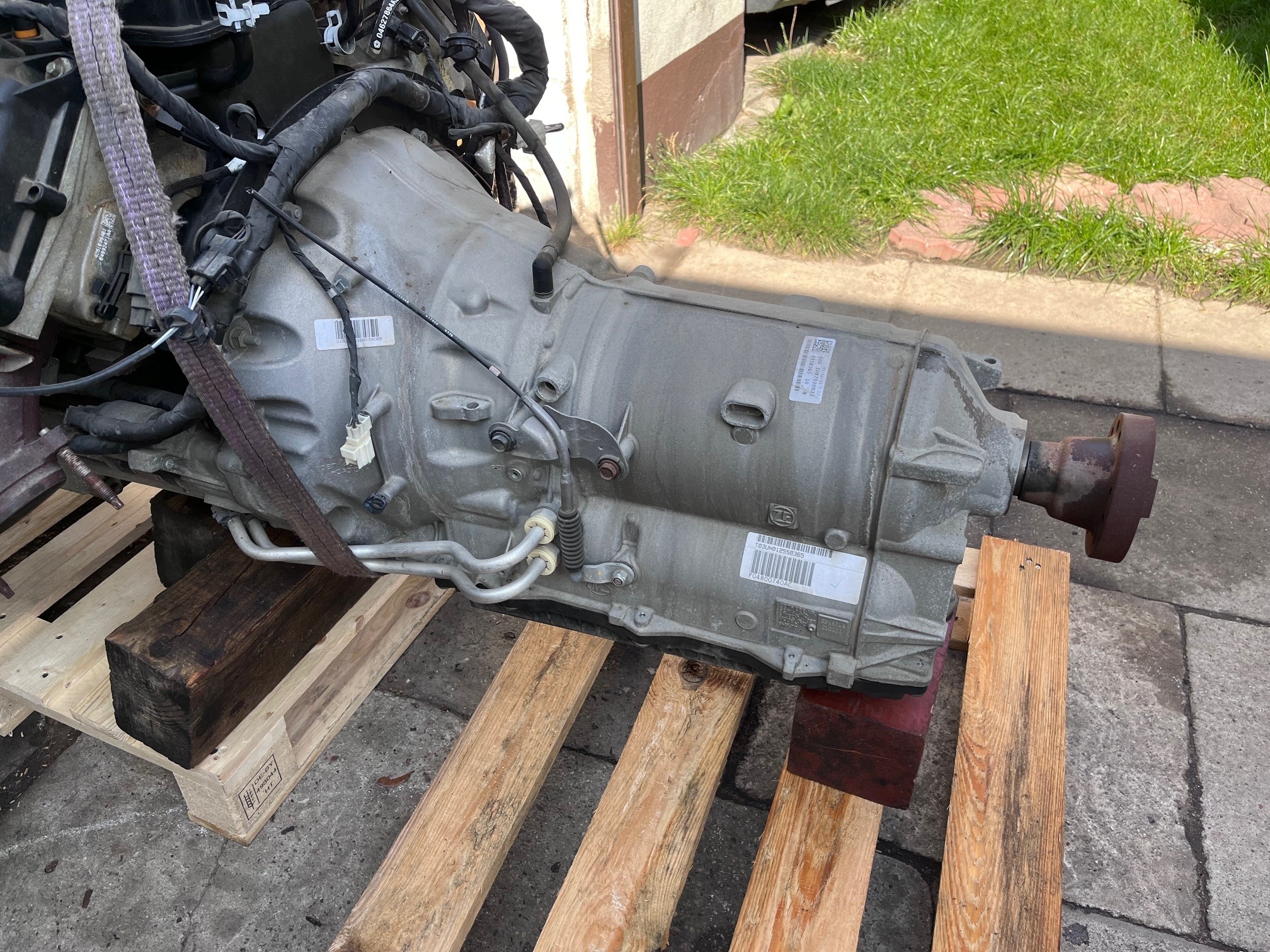 Převodovka P04800740AC — Dodge 6.4, Σε απόθεμα στην ΕΕ — φωτο 1