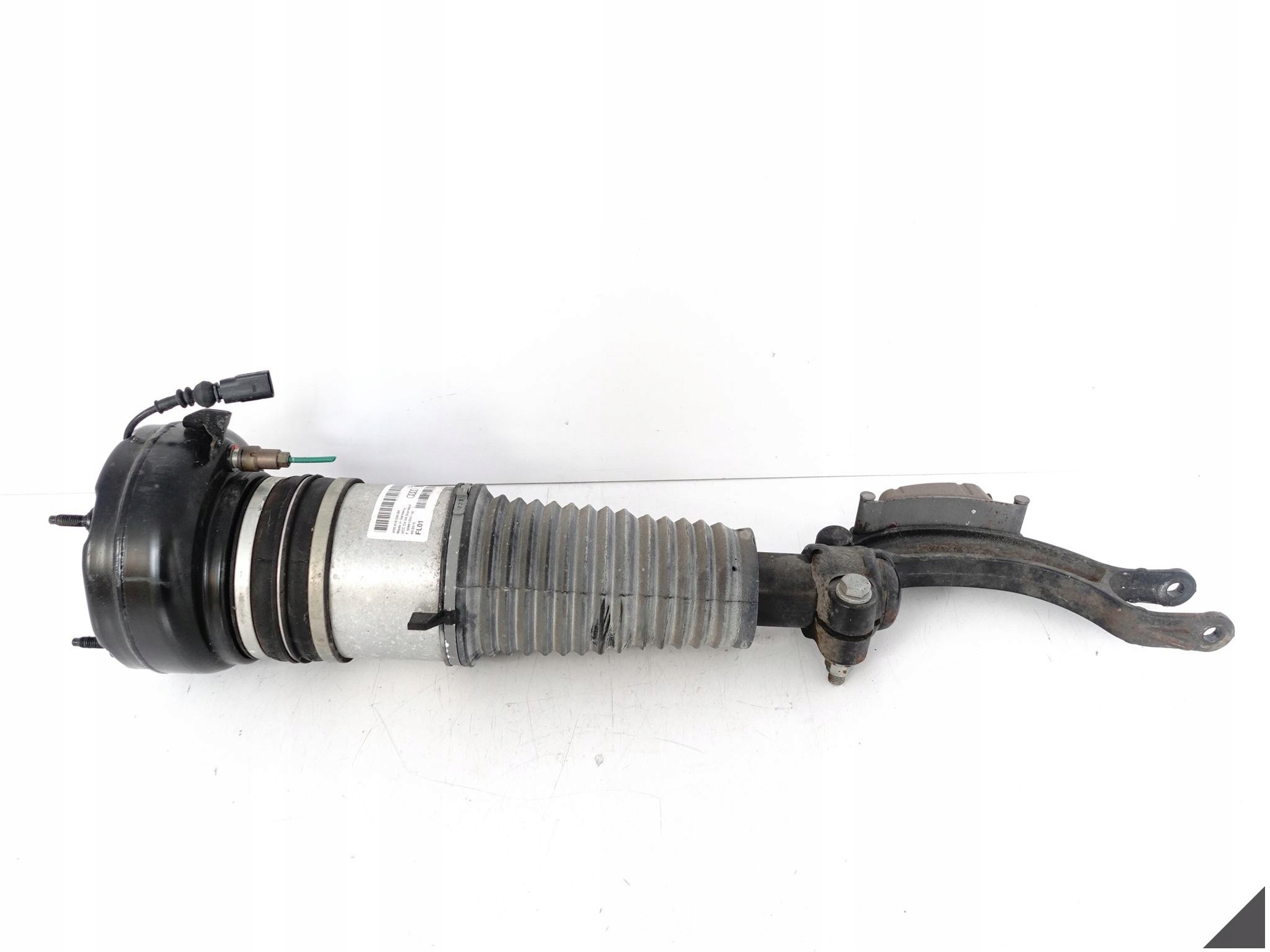 OEM komponent — Audi A8, Σε απόθεμα στην ΕΕ — φωτο 1
