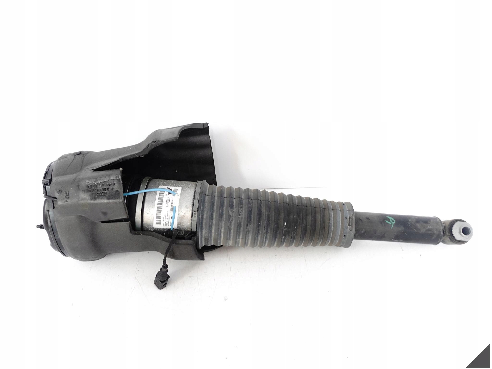 OEM komponent — Audi A8, Σε απόθεμα στην ΕΕ — φωτο 1