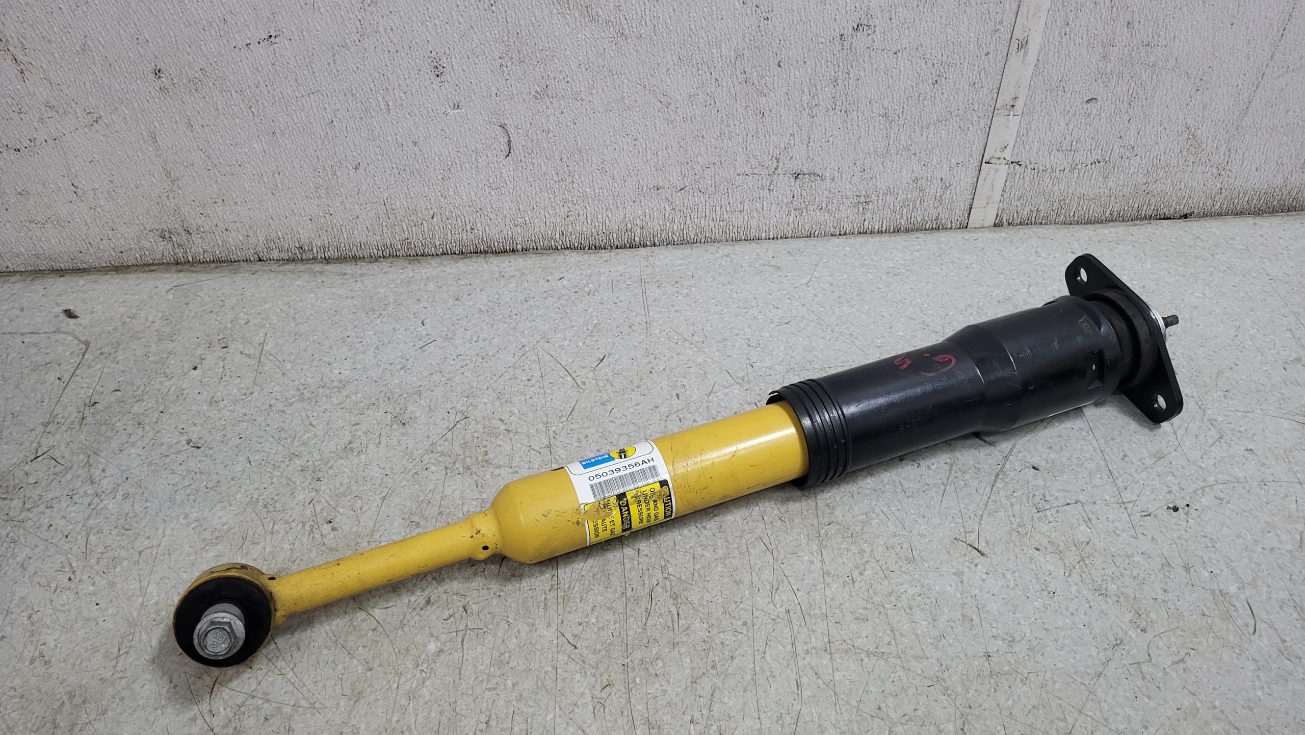 Tlumič 05039356AH — Dodge 6.4, Σε απόθεμα στην ΕΕ — φωτο 1