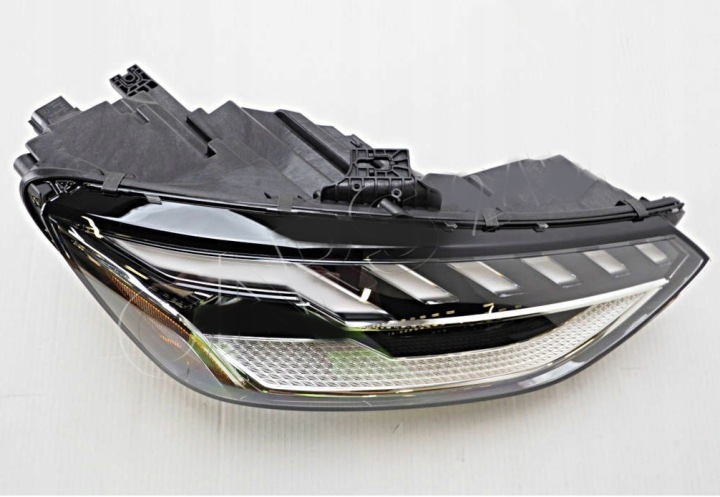 Světlomet 8W0941036G — Audi A4, Σε απόθεμα στην ΕΕ — φωτο 1