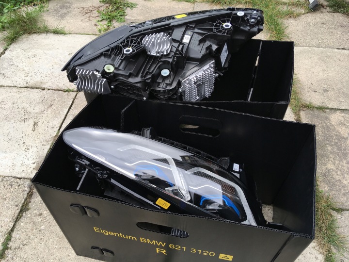 Světlomet — BMW M3, Σε απόθεμα στην ΕΕ — φωτο 1
