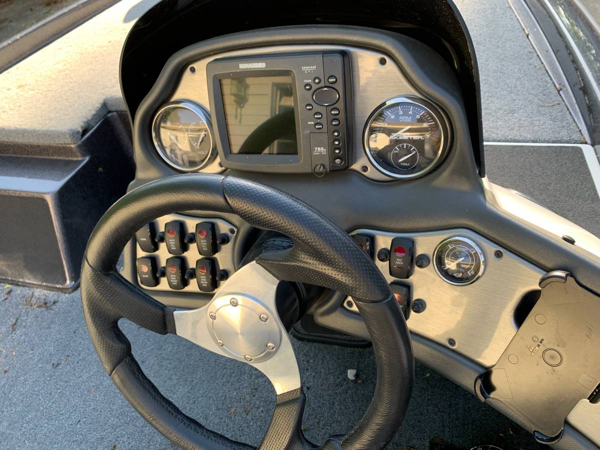 2012 Skeeter, εισαγωγή ΗΠΑ — φωτο 7 z 12