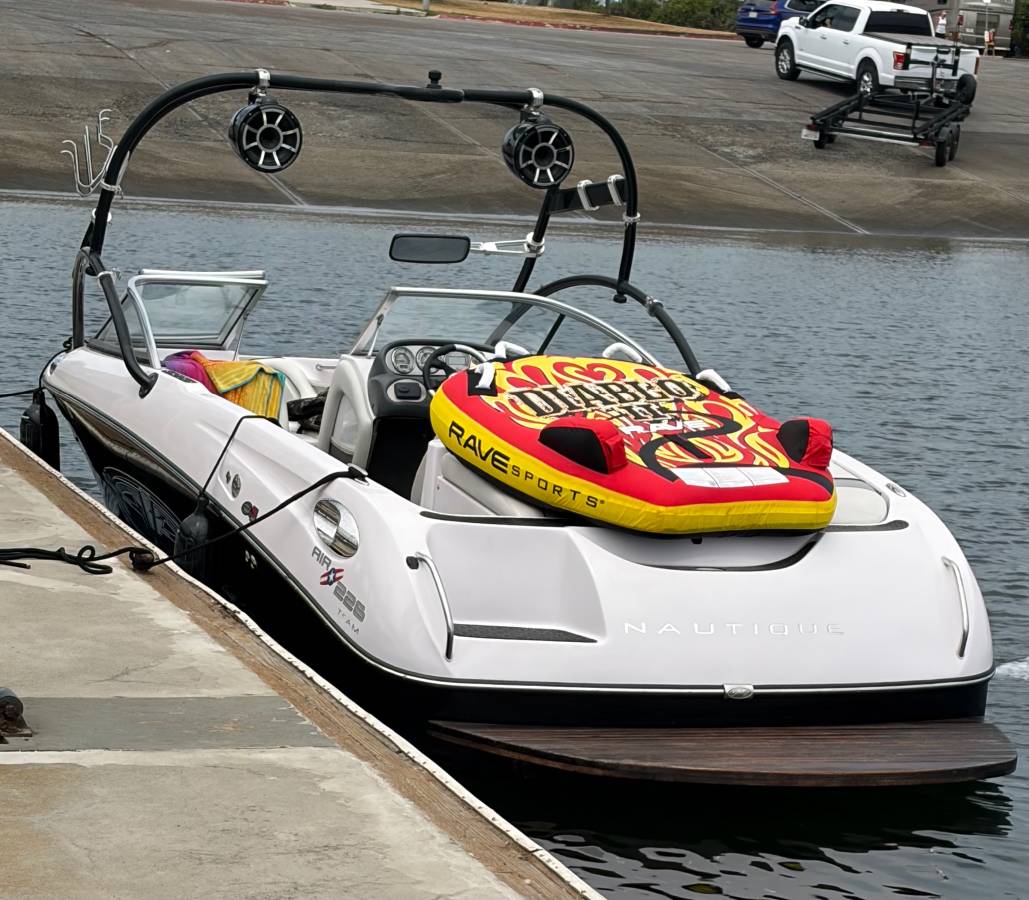 Nautique, εισαγωγή ΗΠΑ — φωτο 1