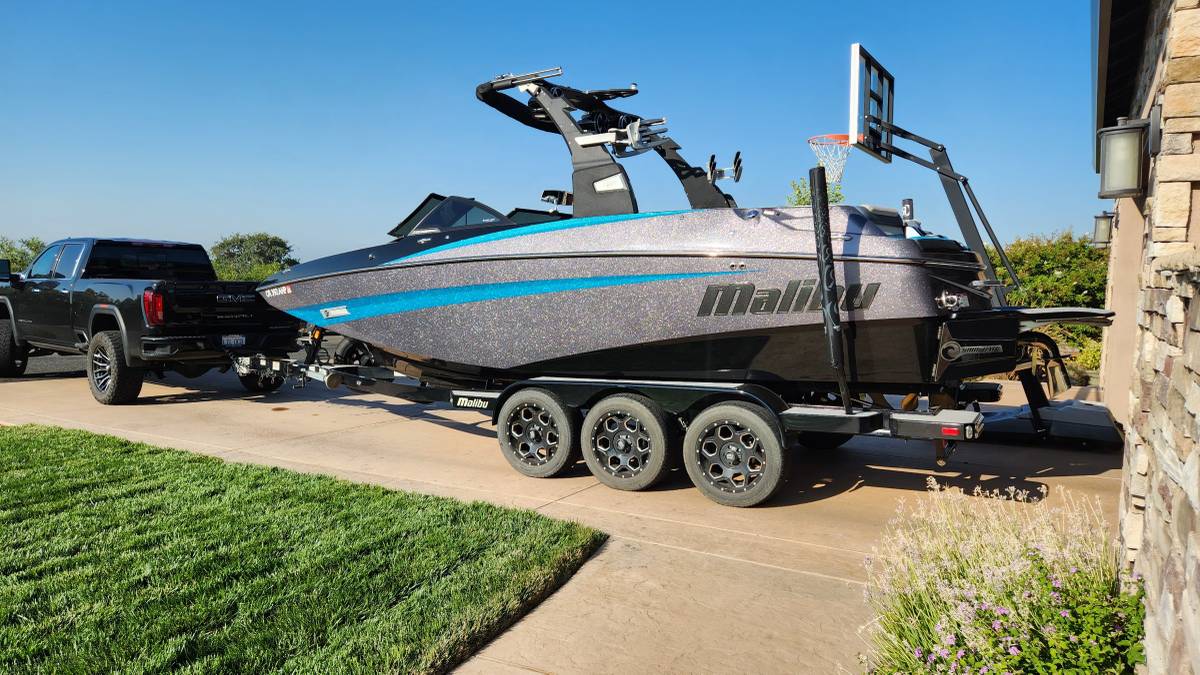 2016 Malibu, εισαγωγή ΗΠΑ — φωτο 2 z 8