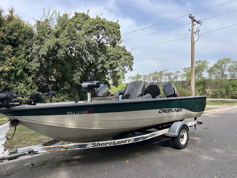 2002 Crestliner, εισαγωγή ΗΠΑ — φωτο 1