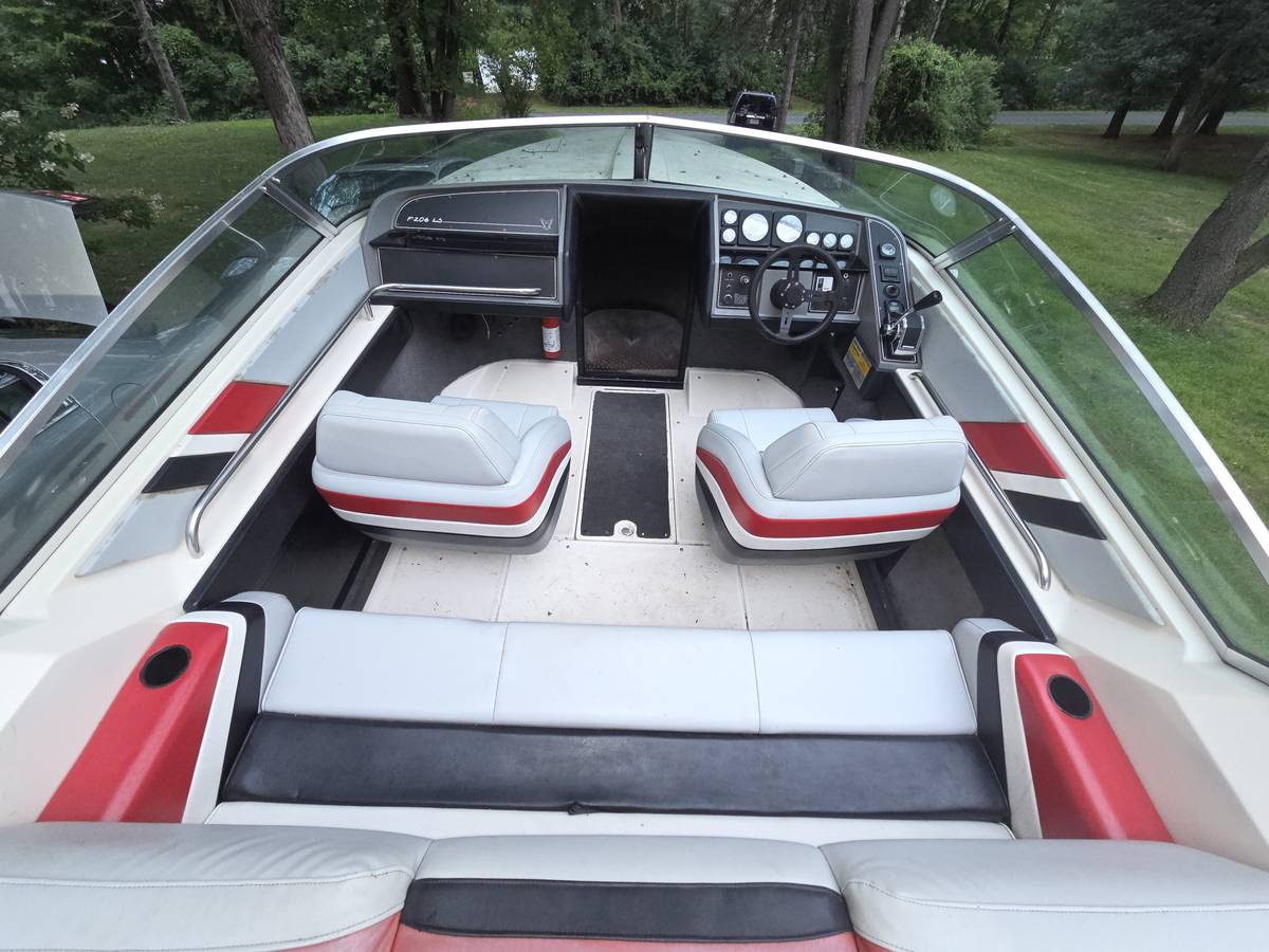1987 Formula, εισαγωγή ΗΠΑ — φωτο 3 z 7