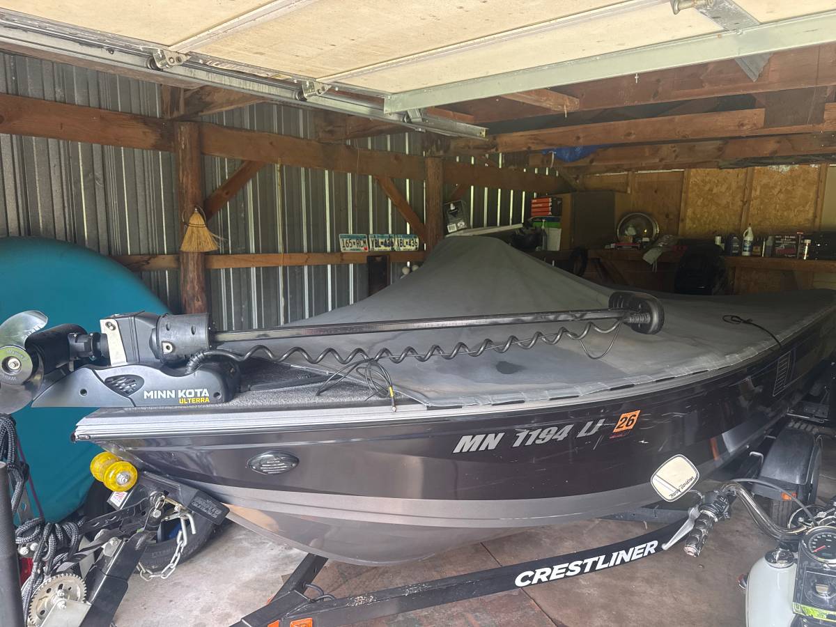 2016 Crestliner, εισαγωγή ΗΠΑ — φωτο 1