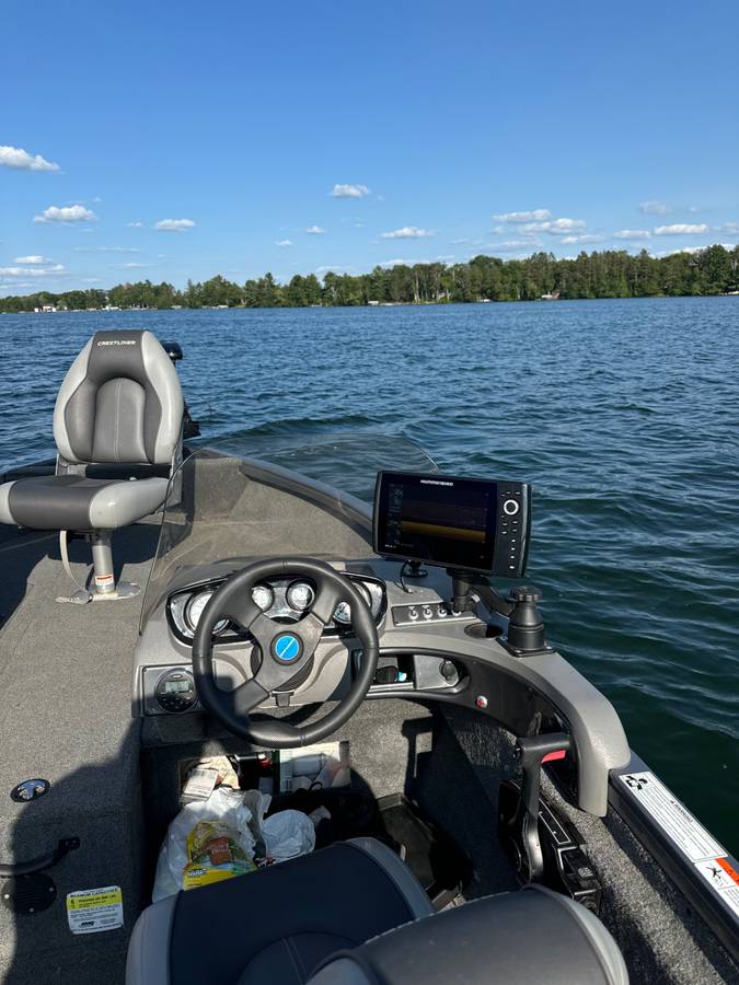 2016 Crestliner, εισαγωγή ΗΠΑ — φωτο 1