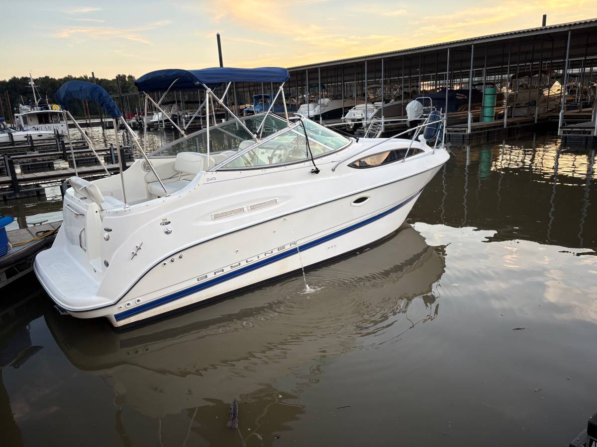 Bayliner, εισαγωγή ΗΠΑ — φωτο 1