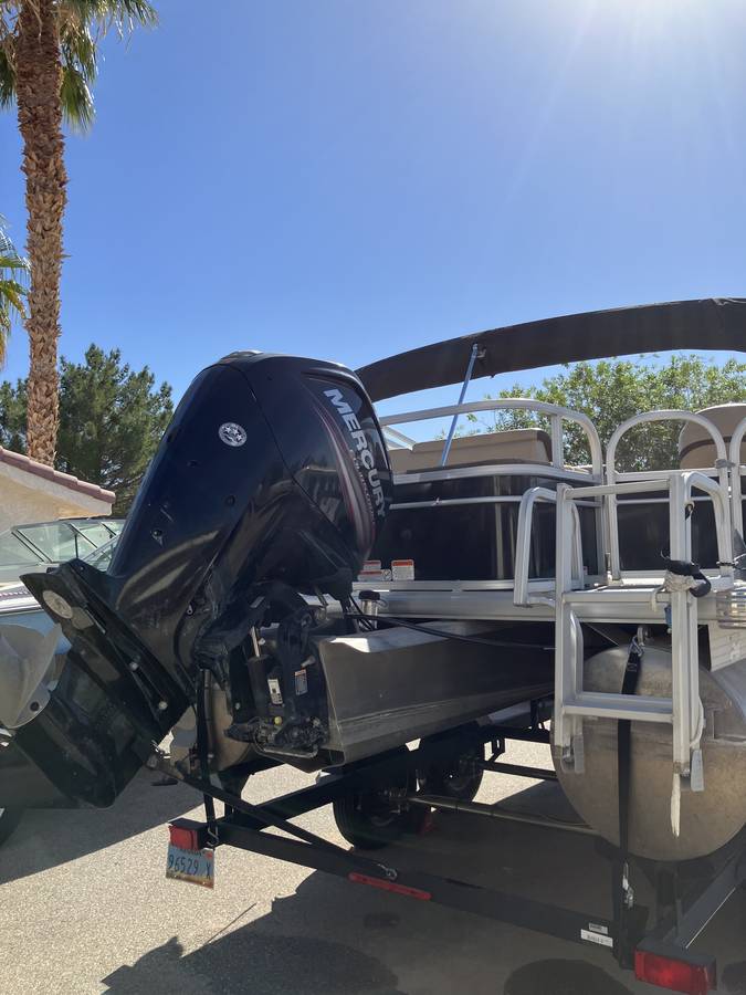 2018 Tracker, εισαγωγή ΗΠΑ — φωτο 5 z 12