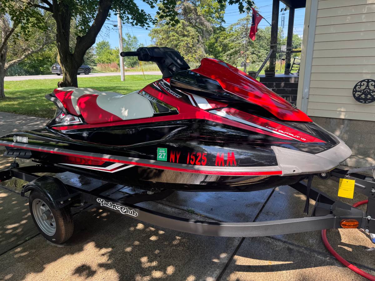 2016 Yamaha, εισαγωγή ΗΠΑ — φωτο 1