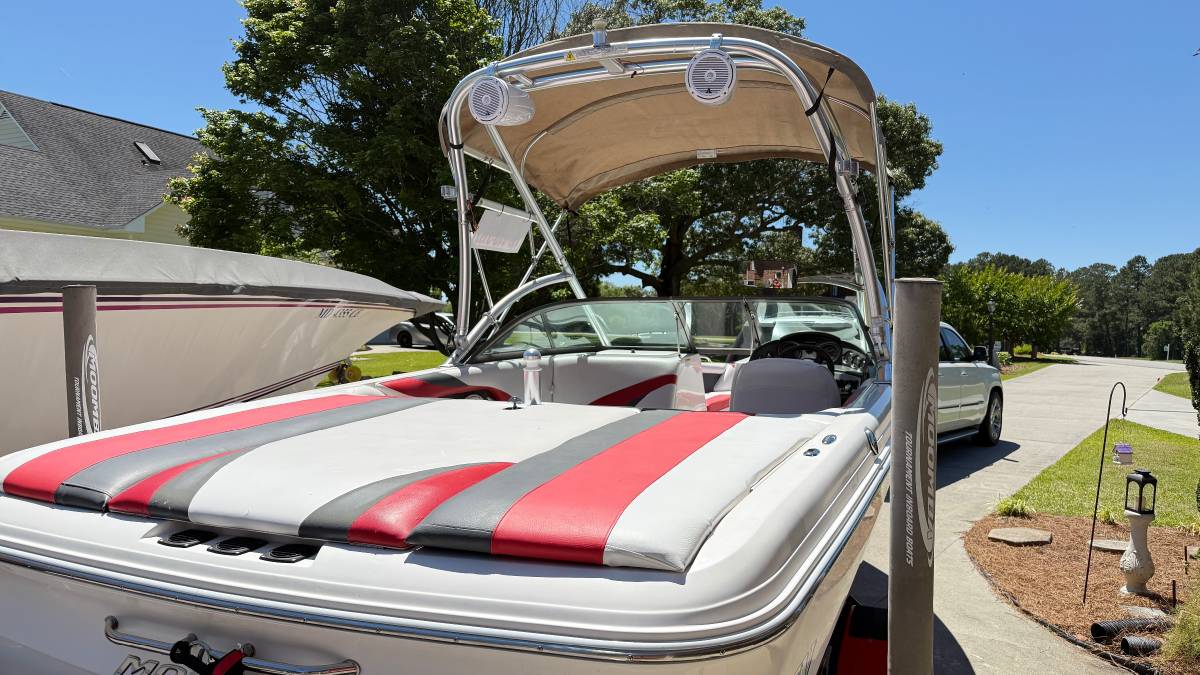 2010 MasterCraft, εισαγωγή ΗΠΑ — φωτο 10 z 12