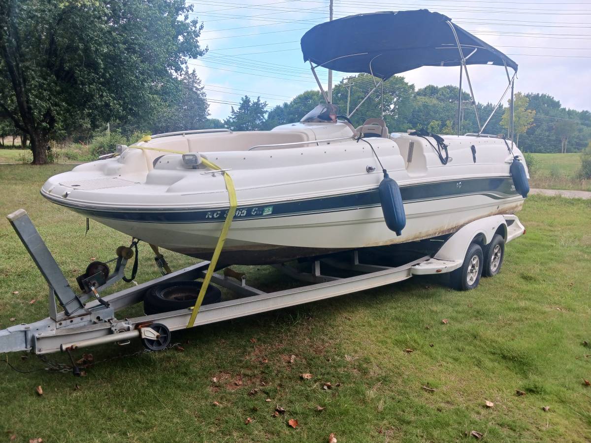 2000 Chaparral, εισαγωγή ΗΠΑ — φωτο 3 z 12