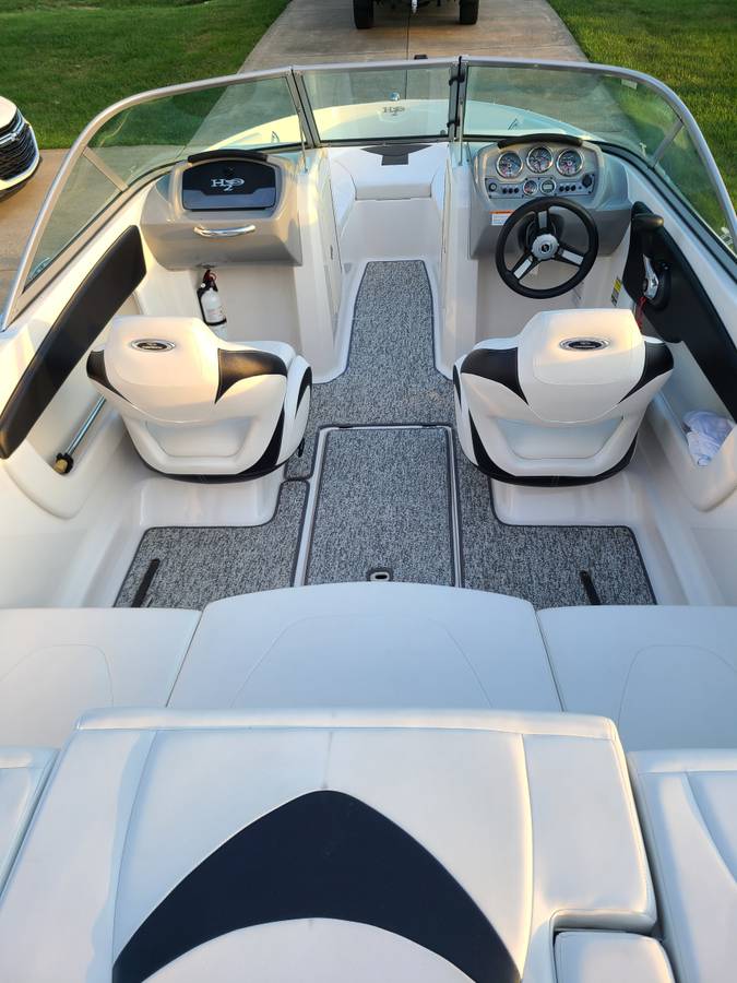 2016 Chaparral, εισαγωγή ΗΠΑ — φωτο 8 z 12