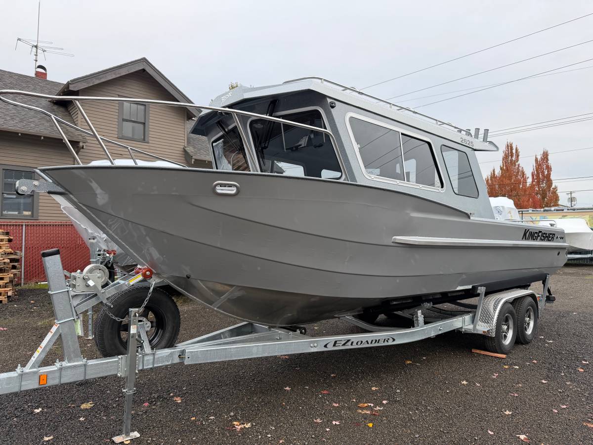 2026 Crestliner, εισαγωγή ΗΠΑ — φωτο 1