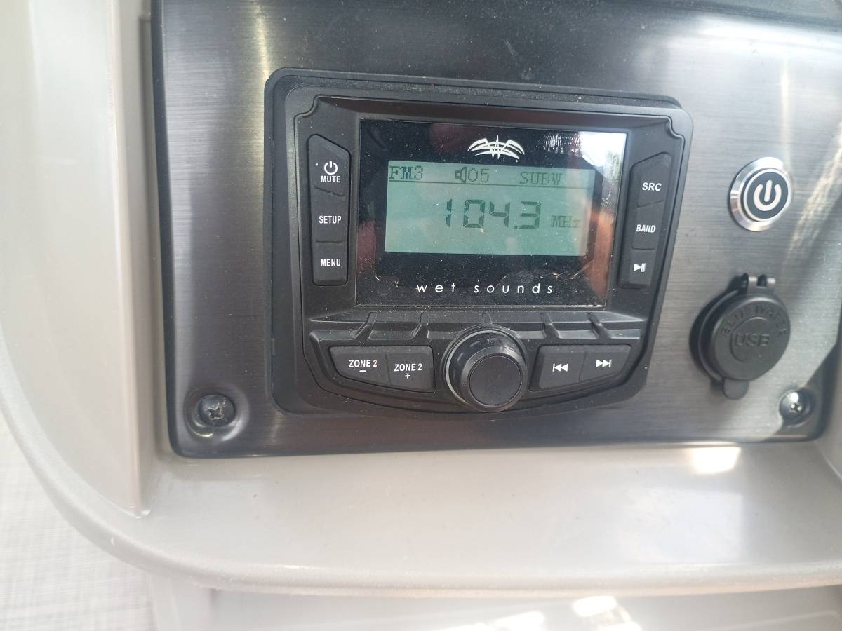 2024 Tracker, εισαγωγή ΗΠΑ — φωτο 9 z 12