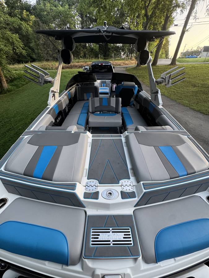 2022 Malibu, εισαγωγή ΗΠΑ — φωτο 2 z 12