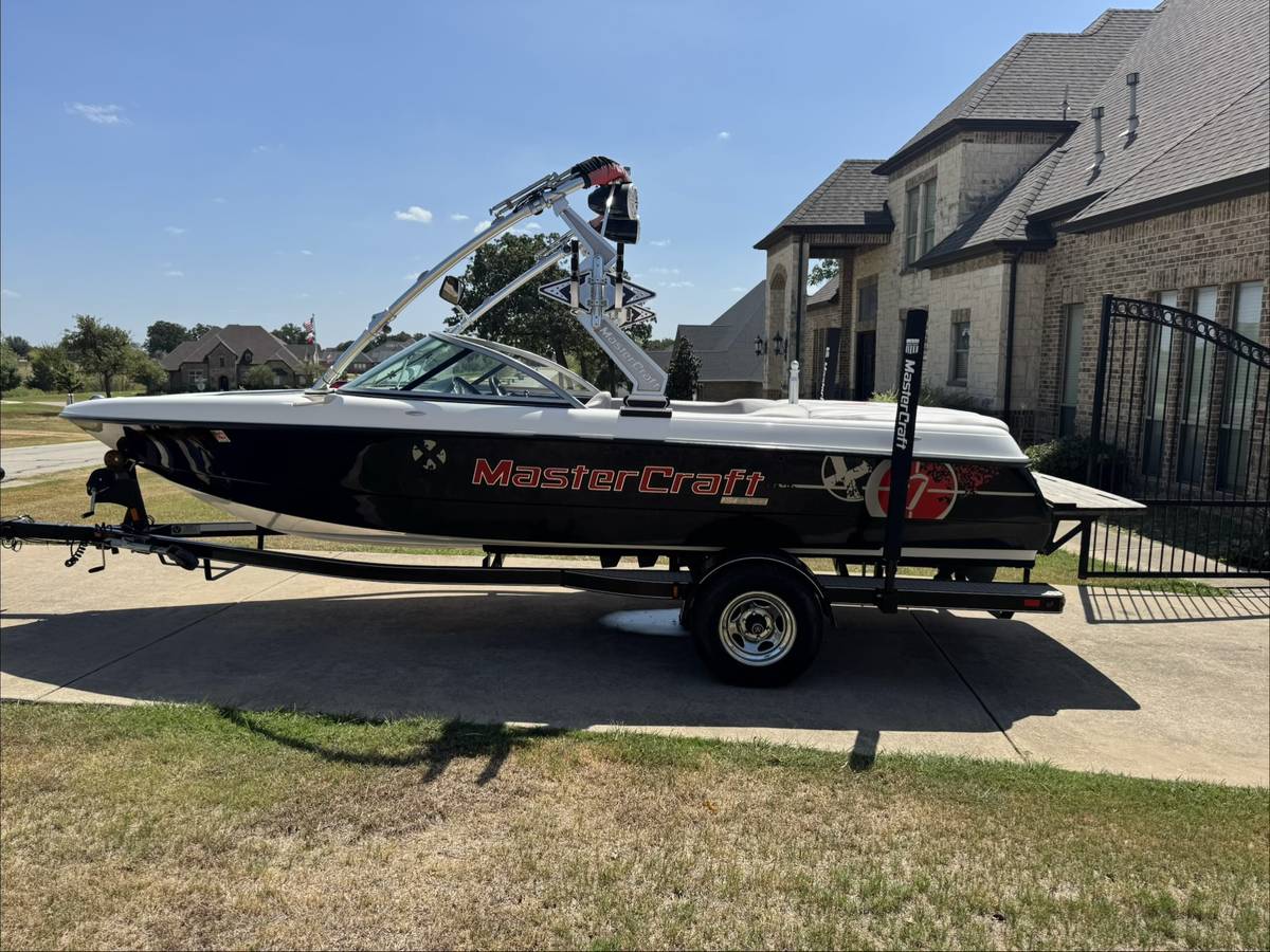 2009 MasterCraft, εισαγωγή ΗΠΑ — φωτο 1
