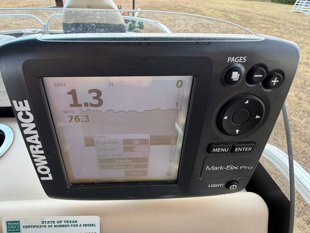 2013 Sun Tracker, εισαγωγή ΗΠΑ — φωτο 12 z 12