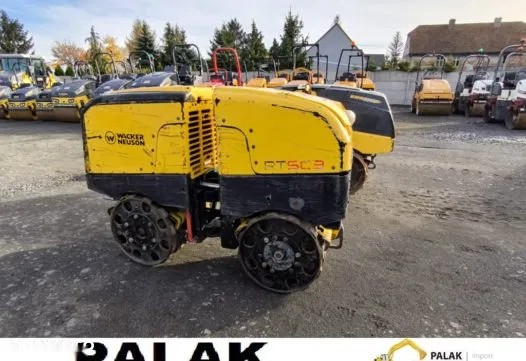 2015 Wacker Neuson VÁLEC, 392 mth, εισαγωγή Σε απόθεμα στην ΕΕ — φωτο 1