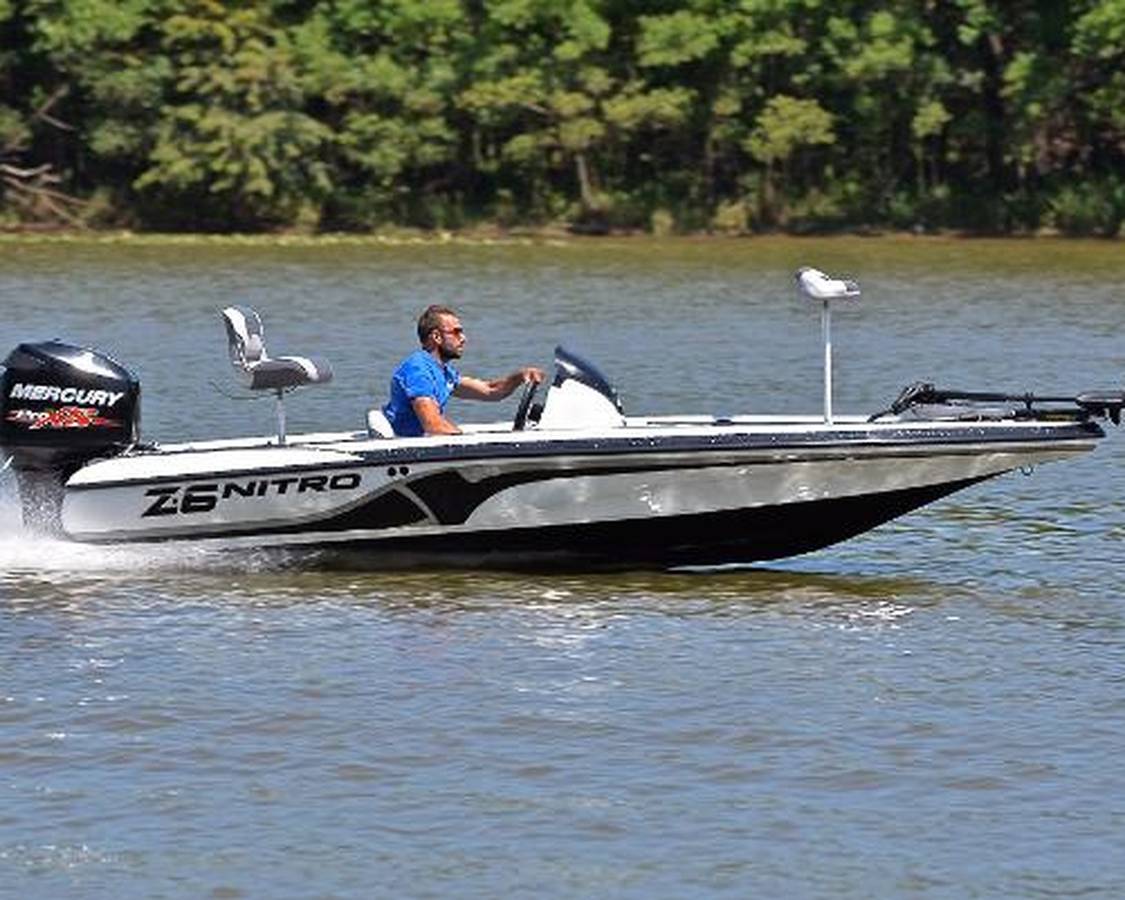 2013 Nitro, εισαγωγή ΗΠΑ — φωτο 1