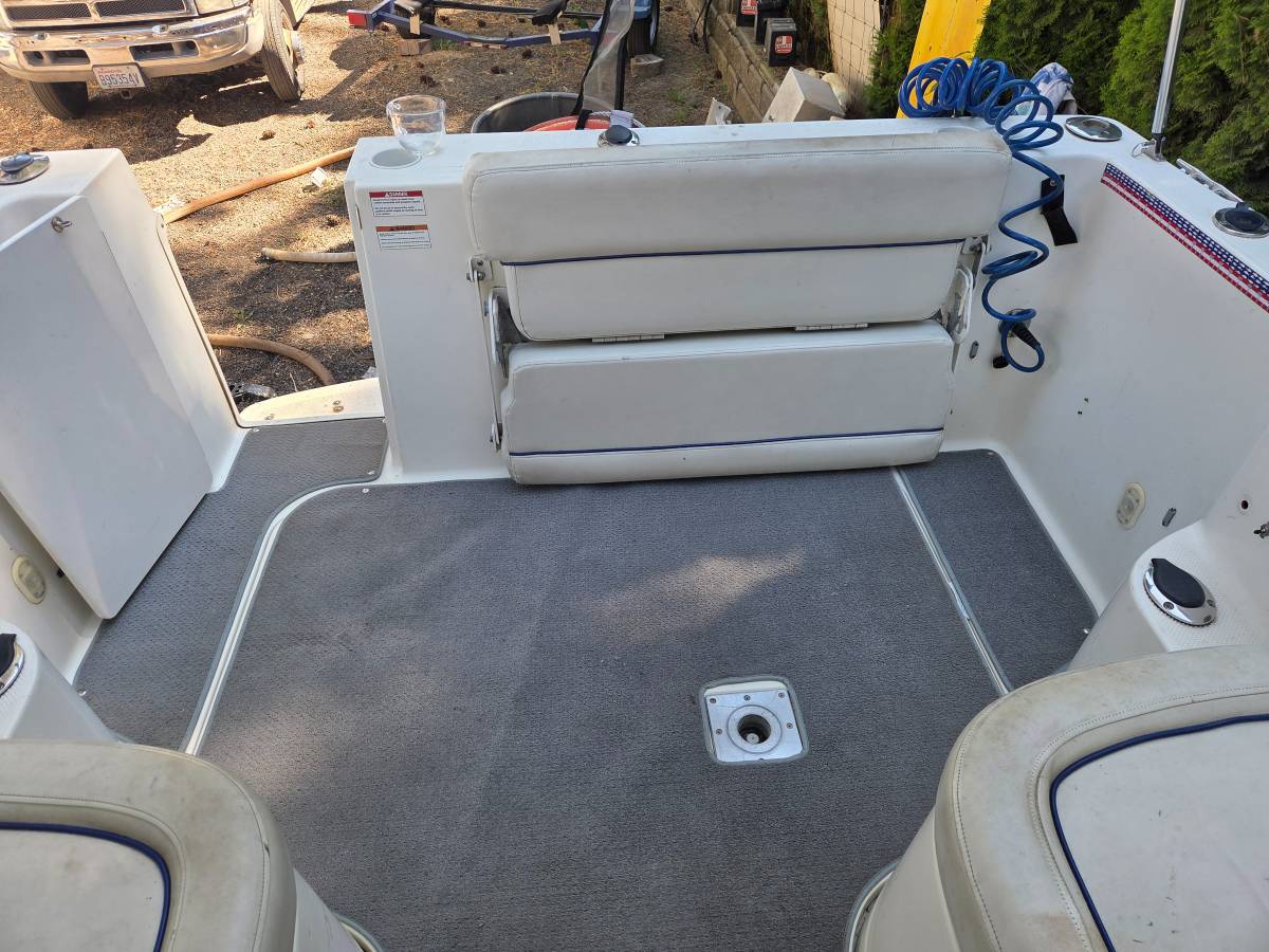 2007 Bayliner, εισαγωγή ΗΠΑ — φωτο 2 z 12