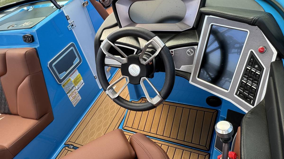 2022 MasterCraft, εισαγωγή ΗΠΑ — φωτο 5 z 9