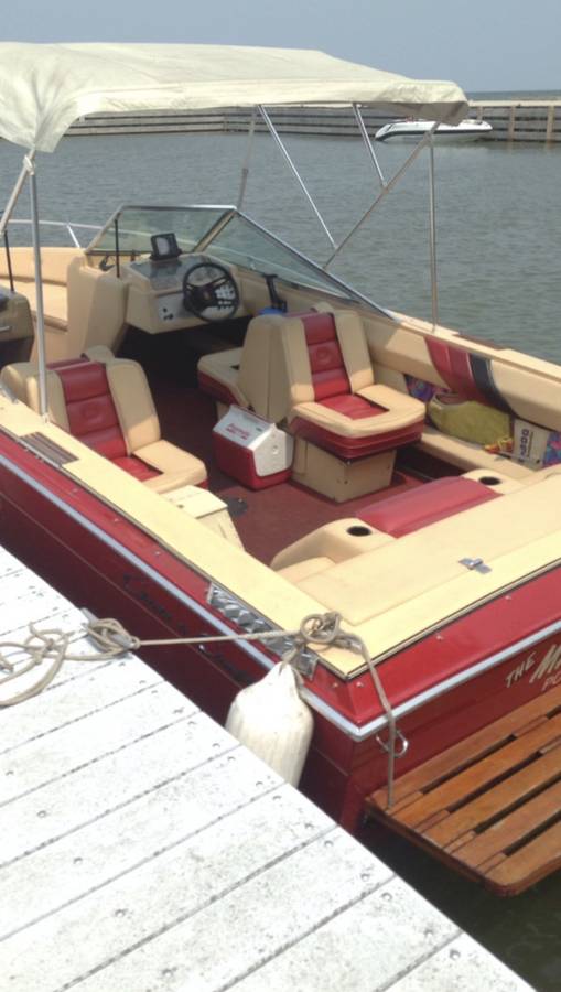 1984 Chris Craft Scorpion 210 Boat + Trailer, πράσινο, εισαγωγή ΗΠΑ — φωτο 1