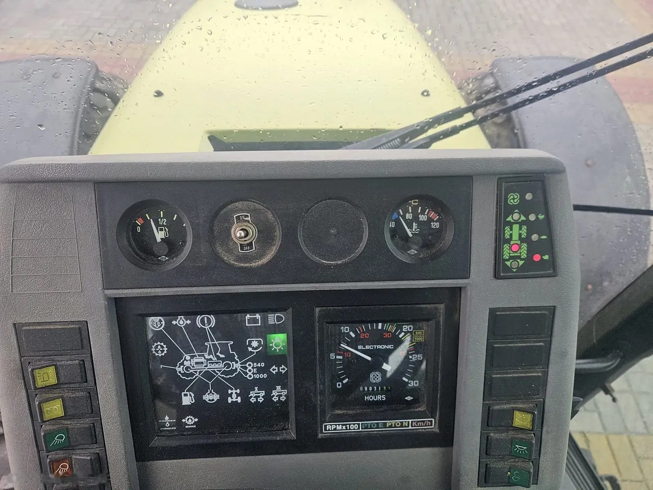 2004 Hurlimann XT 85, 9.031 mth, εισαγωγή Σε απόθεμα στην ΕΕ — φωτο 8 z 10